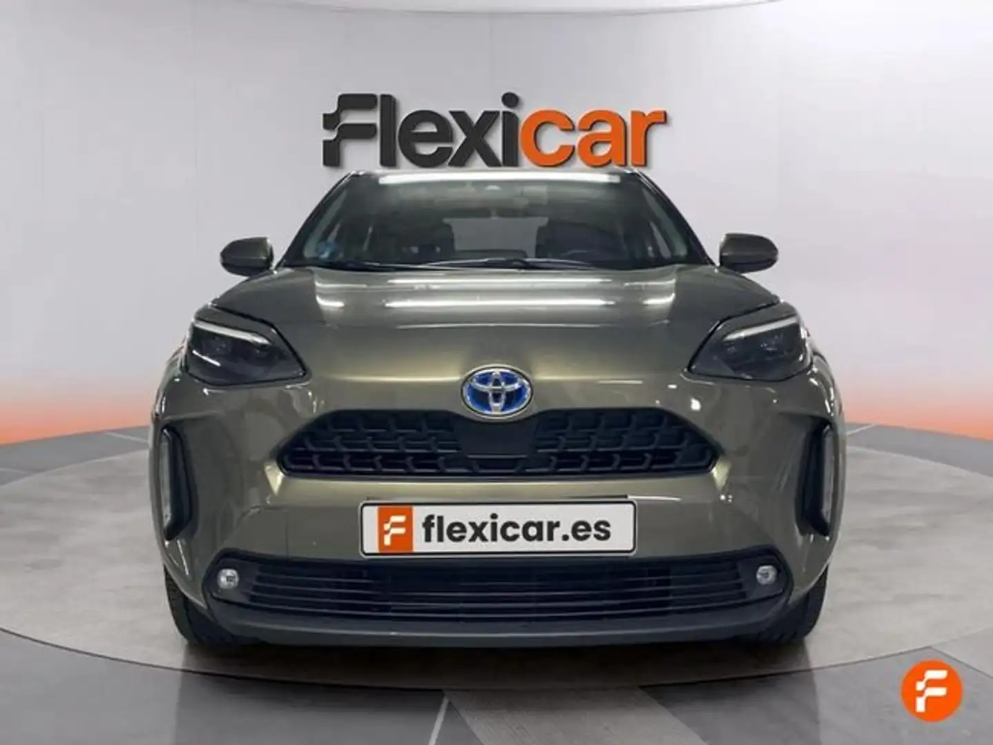 Toyota Yaris Cross 120H Active Tech Verde - 2
