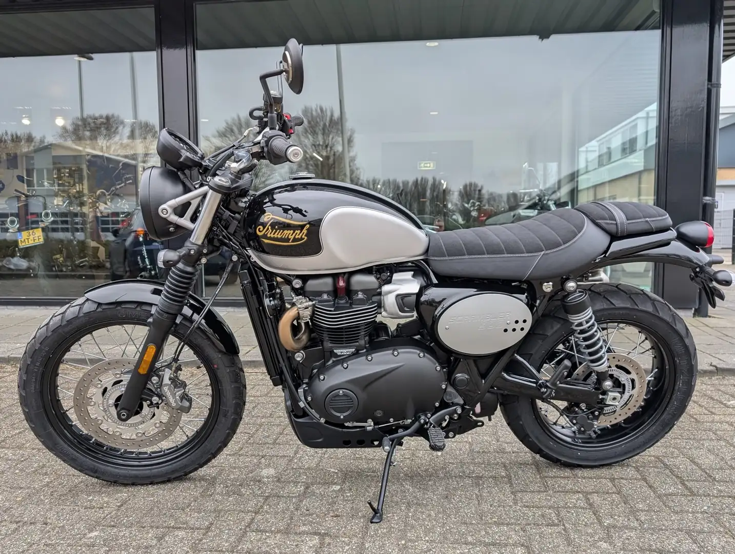 Triumph Scrambler 900 Icon Edition Negru - 2