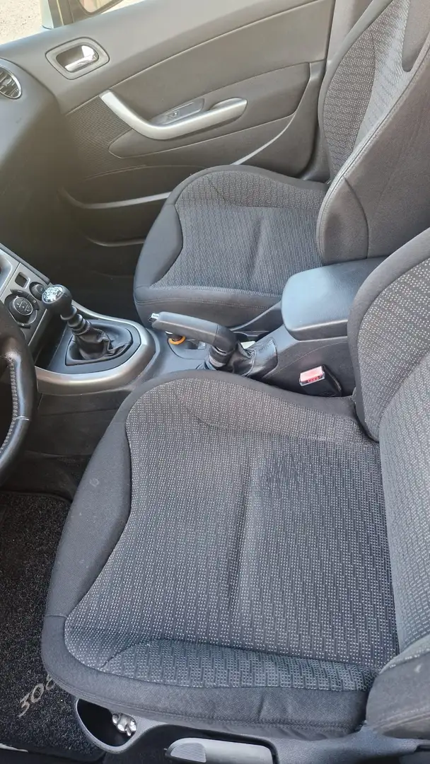 Peugeot 308 308 anno 2009 SW 1.6 hdi  Premium Ciel 110cv - 2