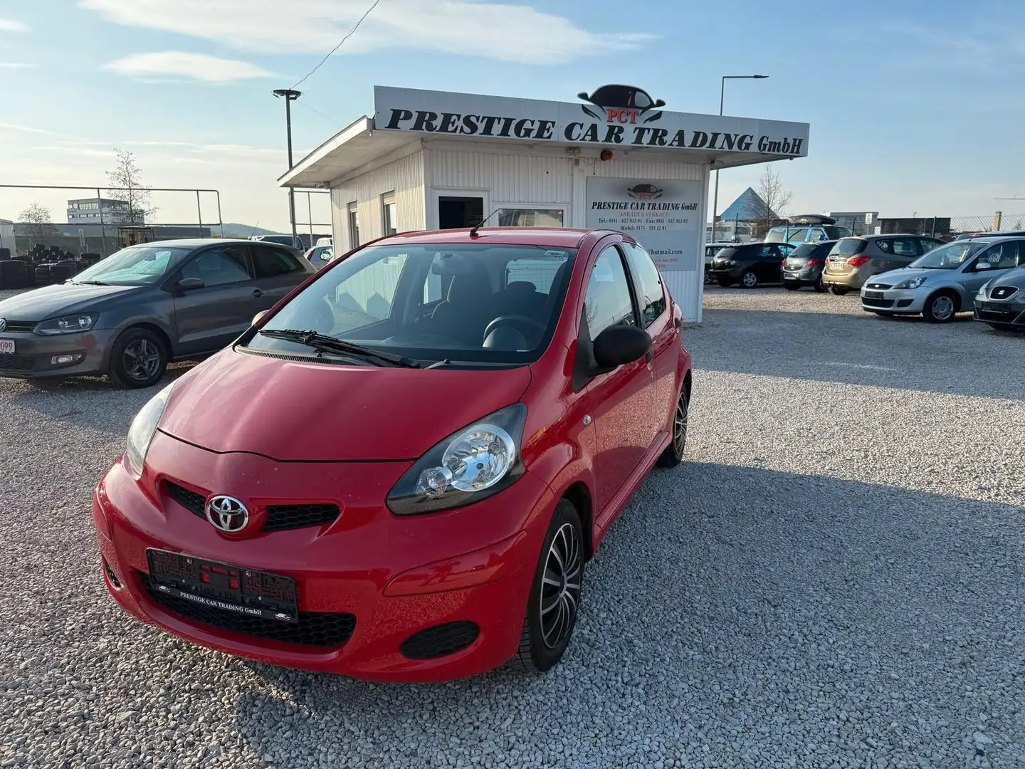 Toyota Aygo AYGO Basis Kırmızı - 1