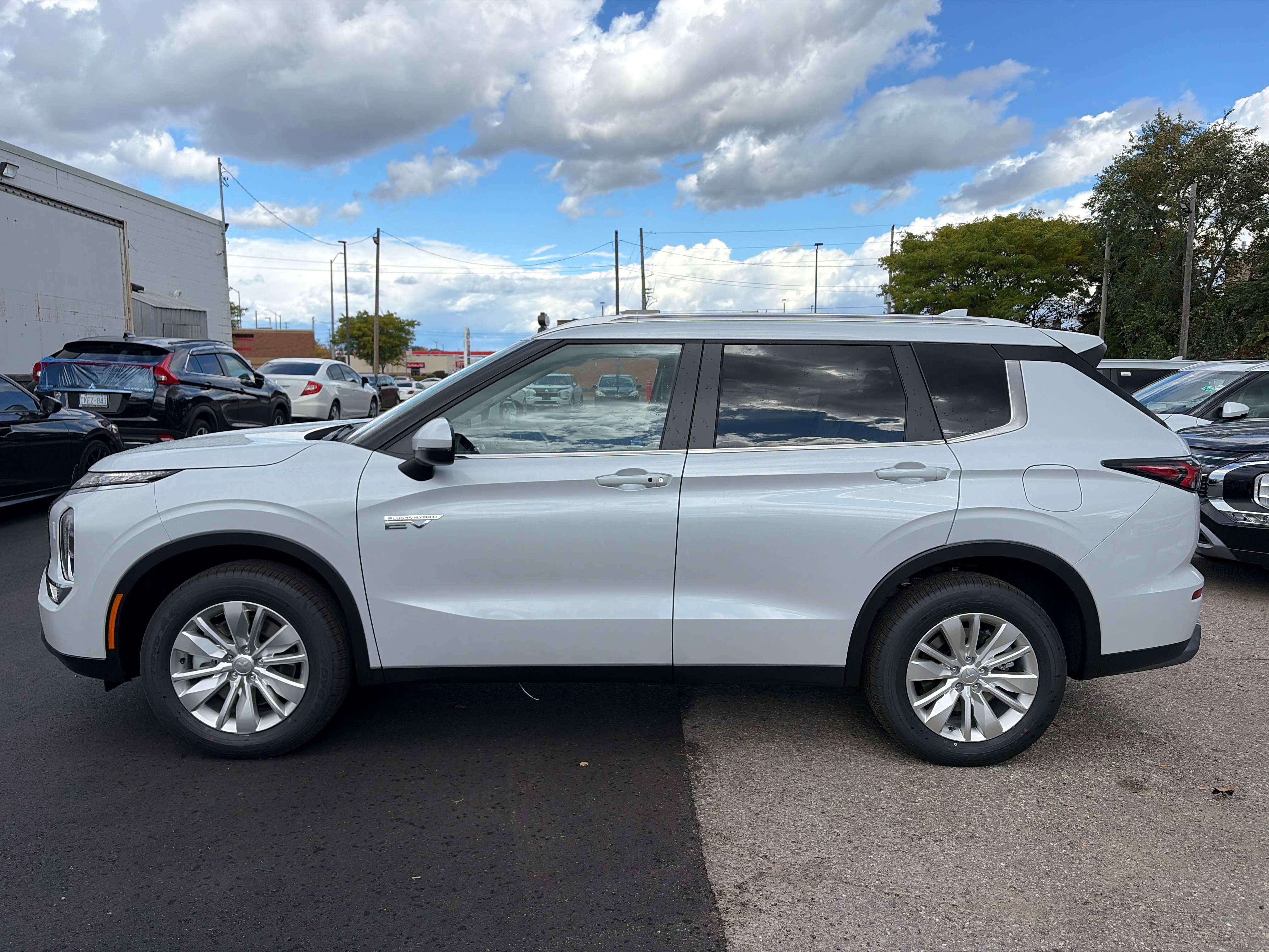 2026 Mitsubishi Outlander PHEV