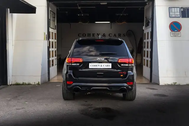 Jeep Cherokee view 7