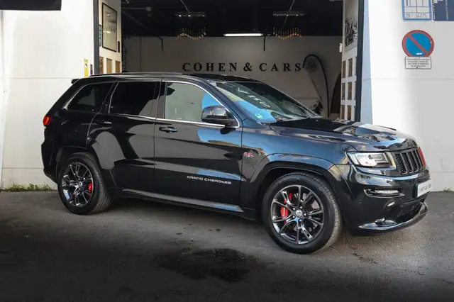Jeep Cherokee view 10