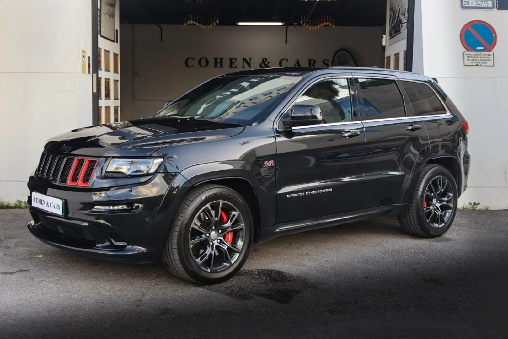 Jeep Grand Cherokee 6.4 V8 Hemi SRT Noir - 2