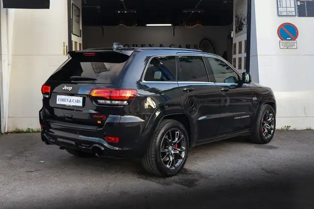 Jeep Cherokee view 8