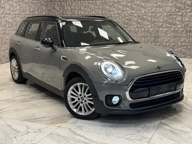 MINI Cooper Clubman