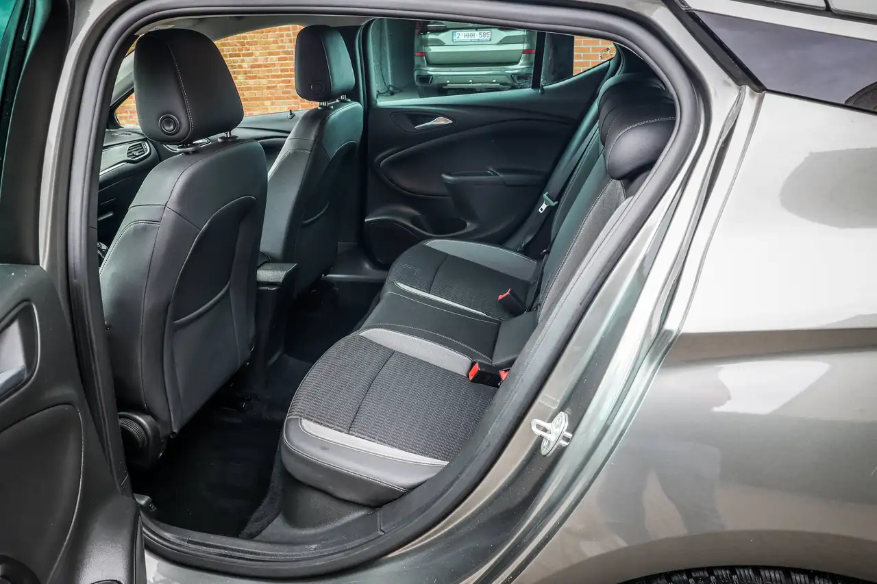 Opel Astra ACHTERUITRIJCAMERA*NAVIGATIE*APPLE-CARPLAY*PARKEERSENSOREN*CRUISE-CONTROLE*, миниатюра 18