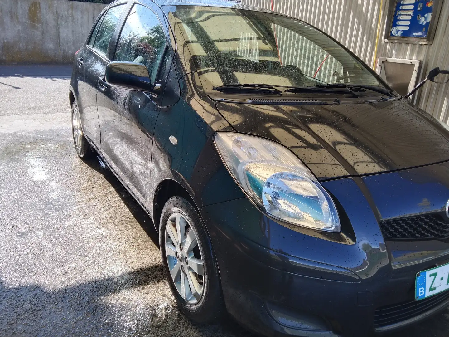 Toyota Yaris 1.33i VVT-i Sol Noir - 2