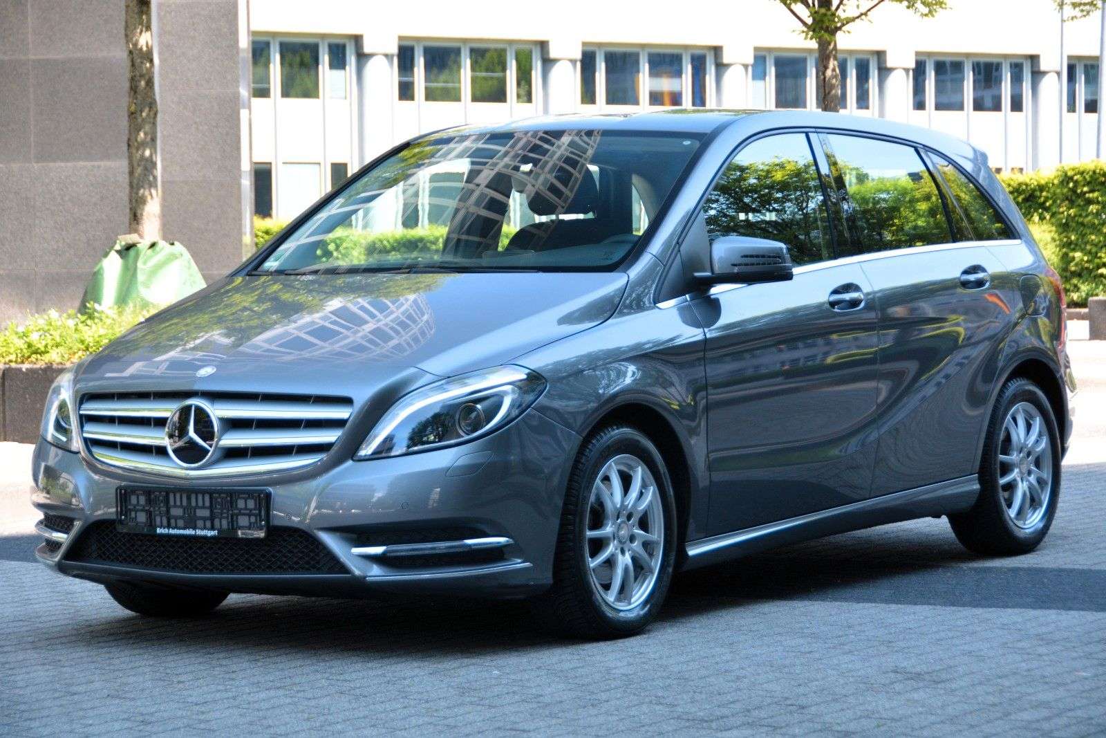 Second hand Mercedes Benz B-Class 200