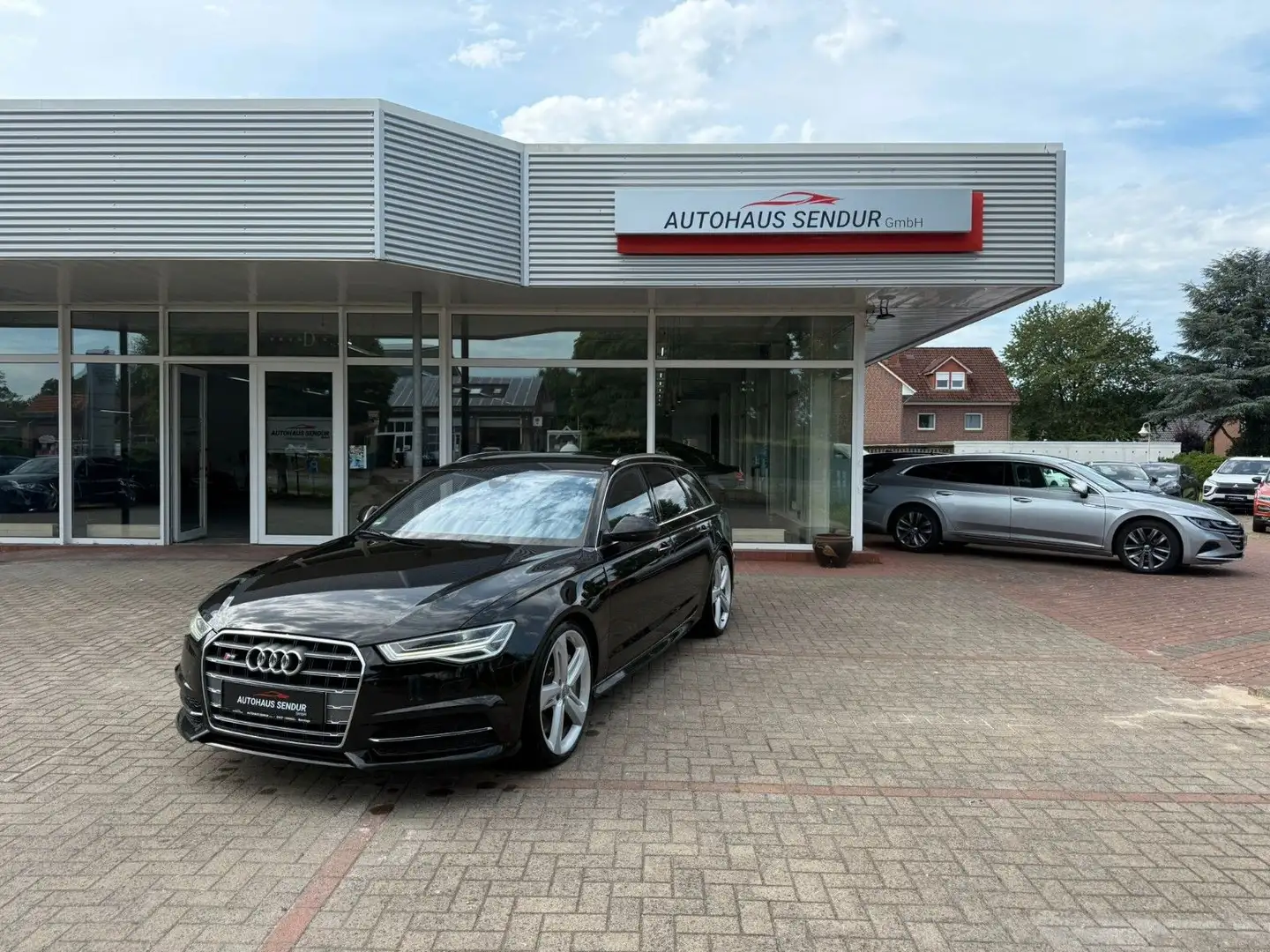 Audi S6 Avant 4.0 TFSI quattro*KAMERA*LEDER*TOP Noir - 1