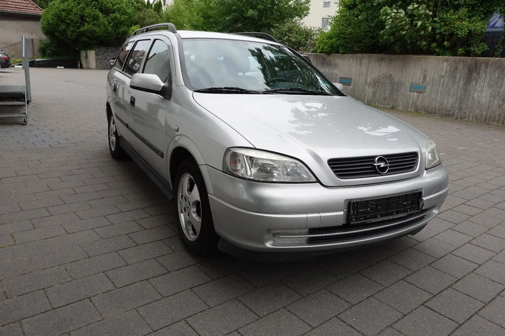 Opel Astra G-Caravan Silber - 1