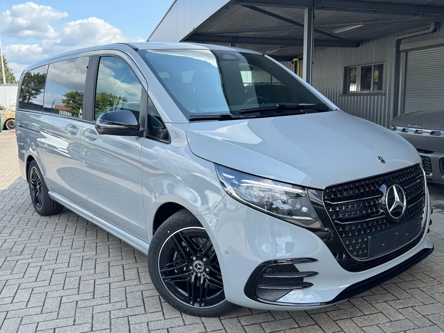 Mercedes-Benz V 300 4X4/EXCLUSIVE/LICHTE VRACHT/84.431+BTW/luchtvering Gris - 1