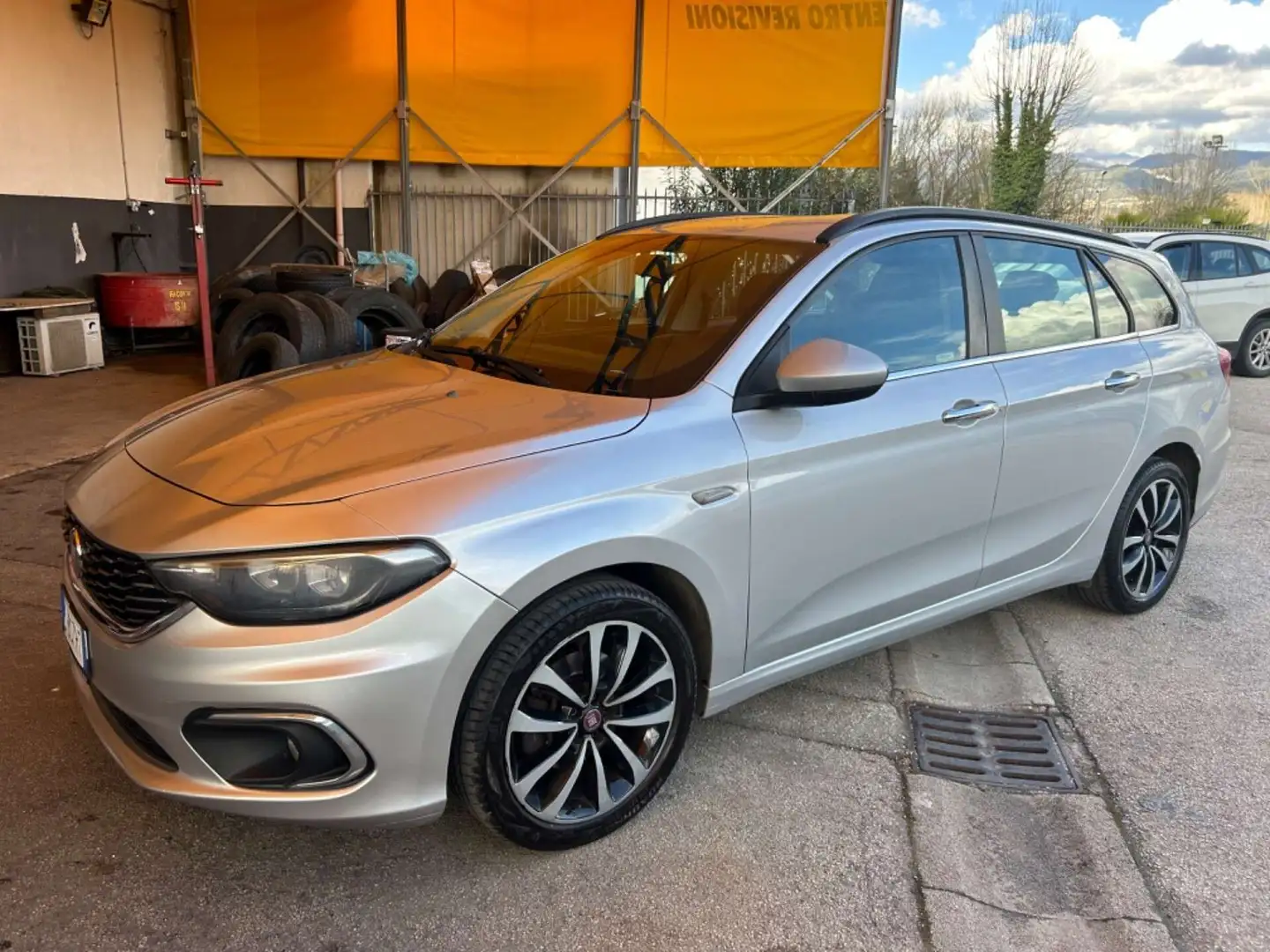 Fiat Tipo Tipo Gris - 2