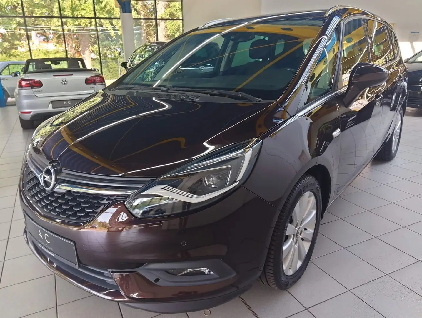 Opel Zafira C Innovation,Automatik,Navi,7-Sitzer Brun - 1