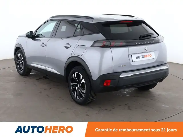 Peugeot 2008 view 4
