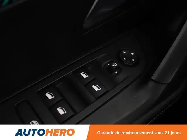 Peugeot 2008 view 27