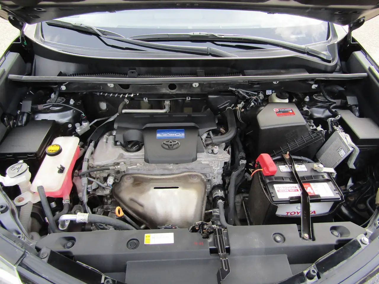 Toyota RAV 4 снимка Toyota RAV 4