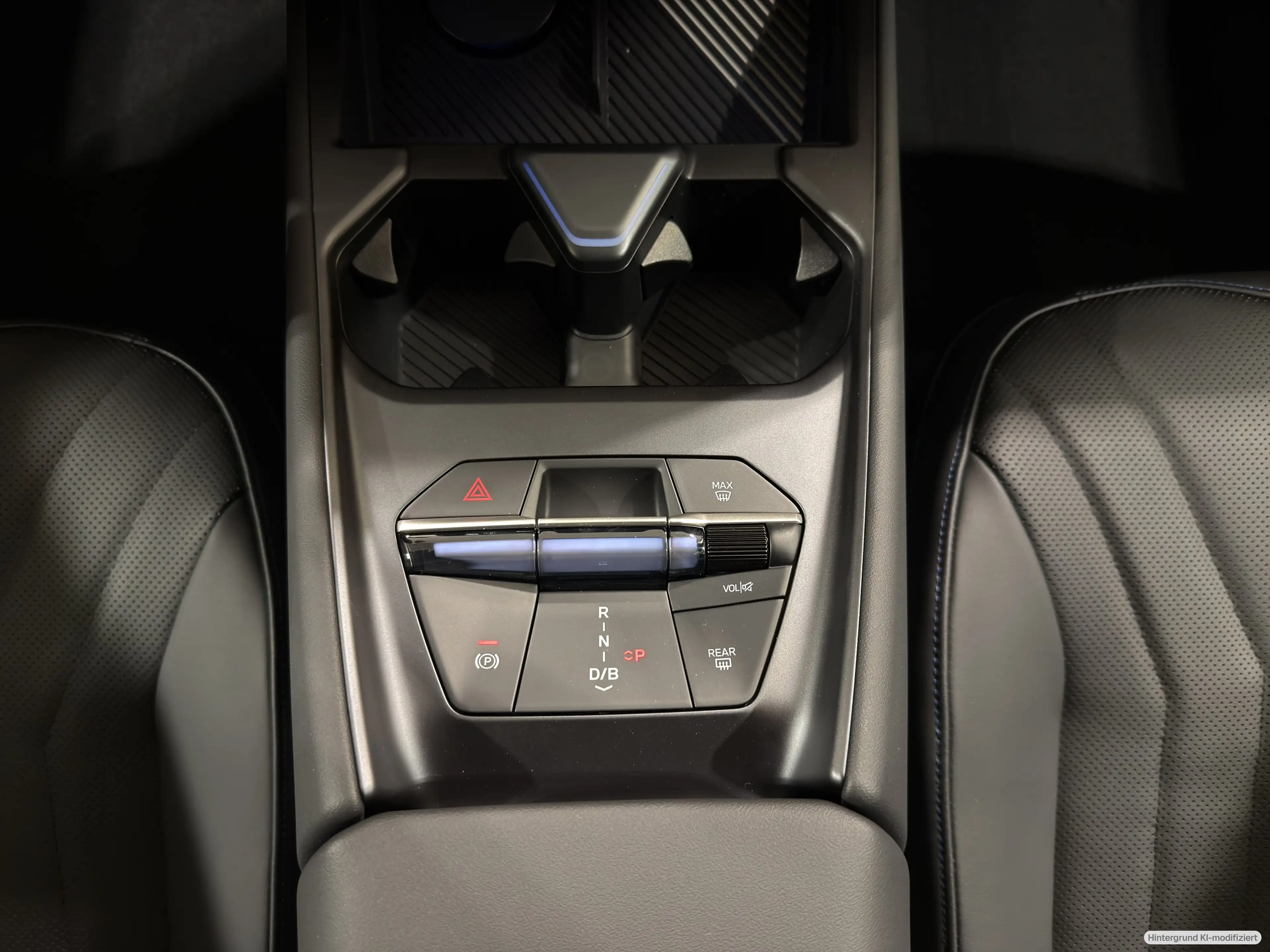 BMW i3 50 xDrive First Edition ACC 360 HK Pano AHK — photo 15
