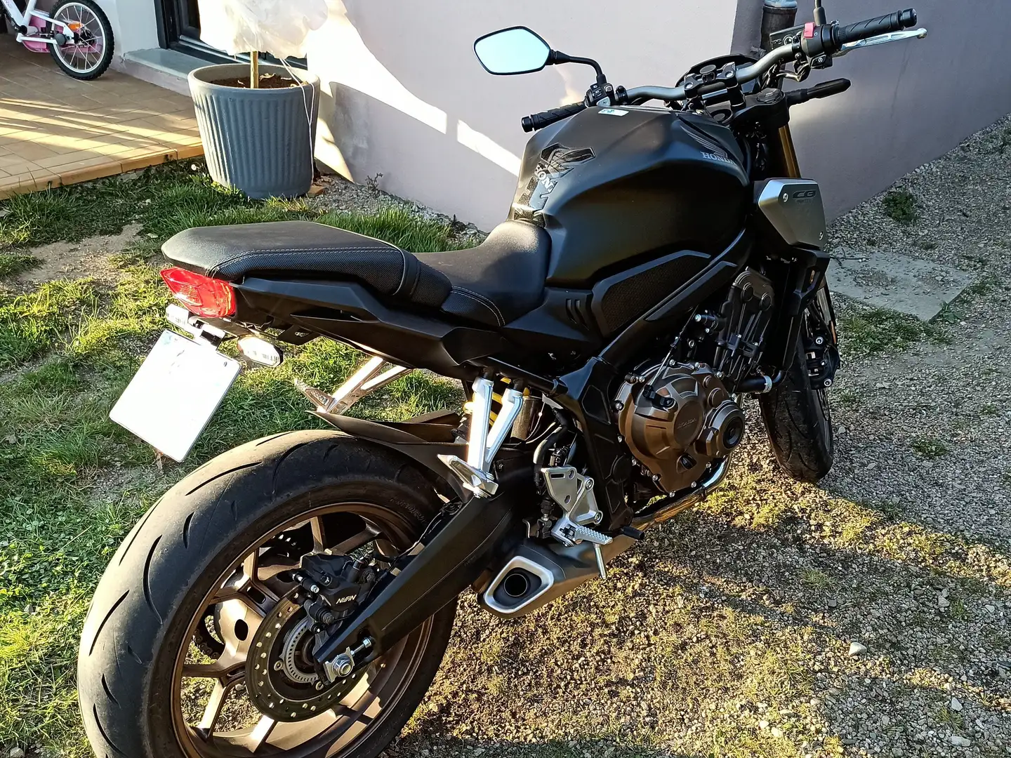 Honda CB 650 R Néo Café Racer A2 Negru - 2