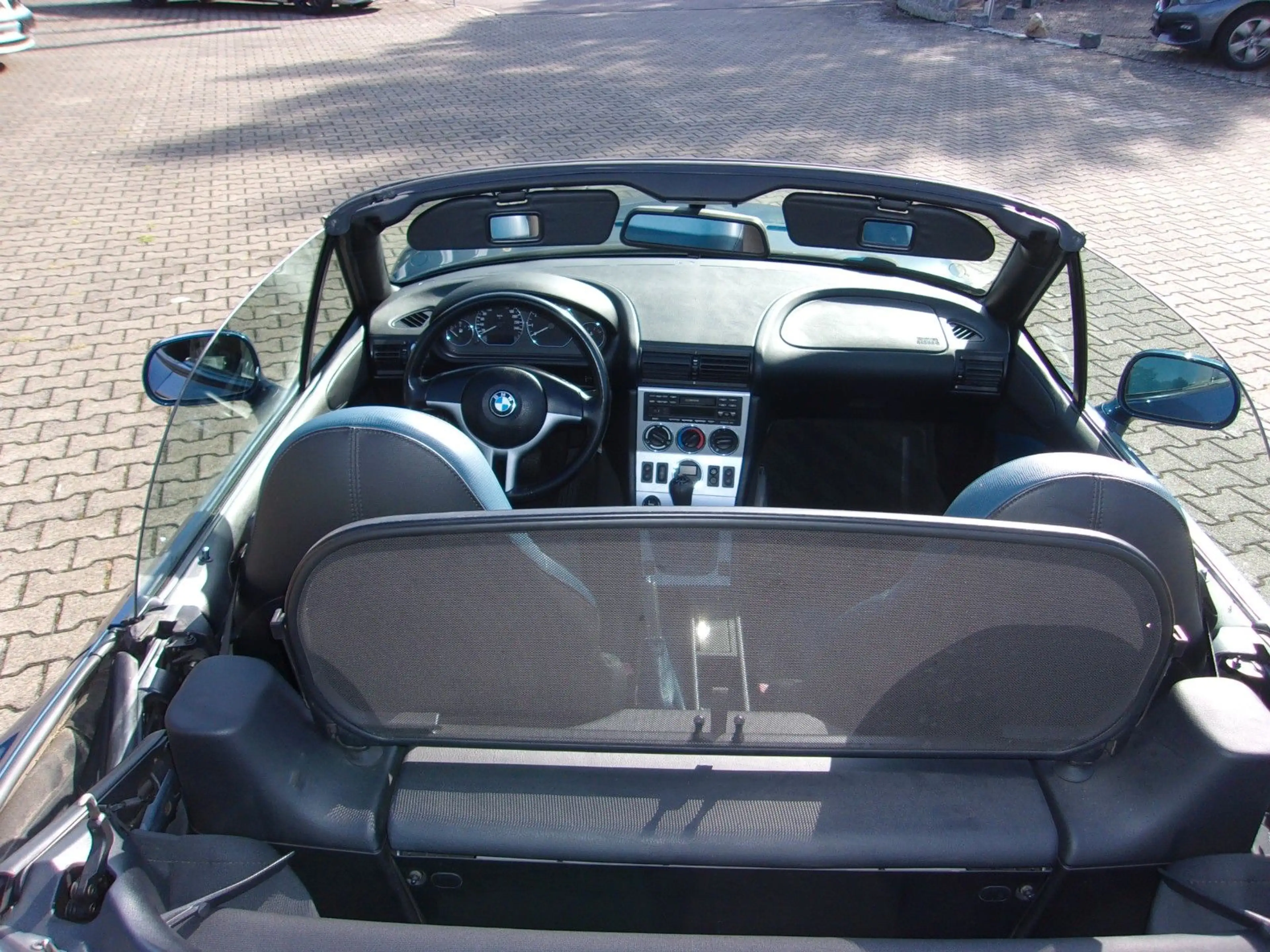 BMW Z3 Roadster 1.9i — photo 11
