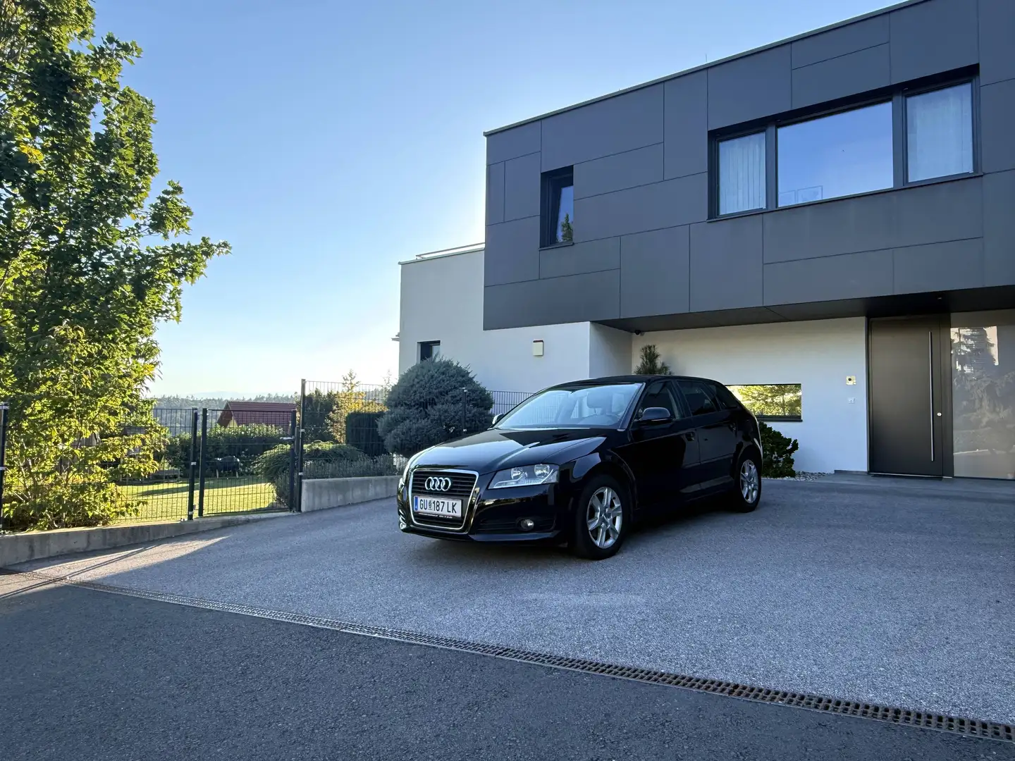 Audi A3 A3 SB 1,4 TFSI Attraction Attraction Schwarz - 1