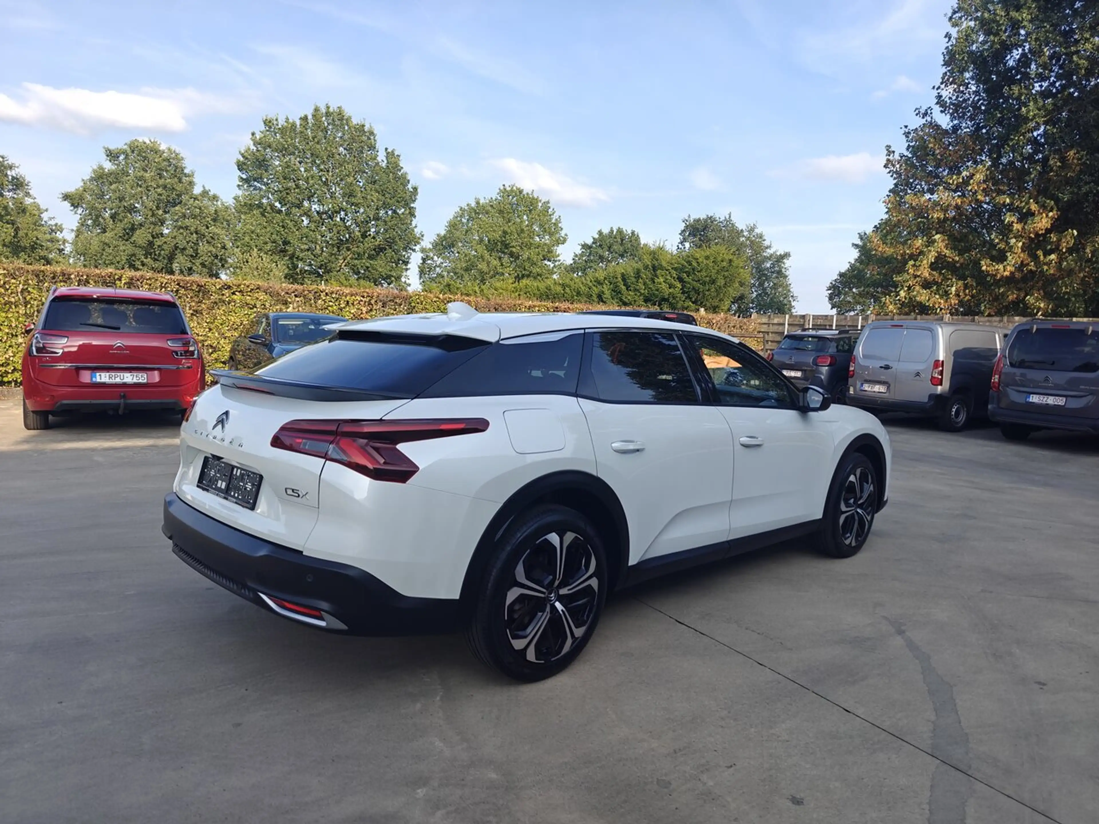 Citroen C5 X 1.2 PureTech 130 EAT8 Shine — photo 5