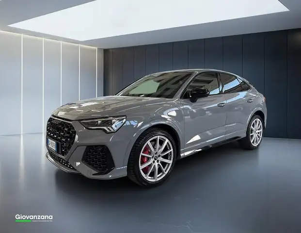Audi Q3 RS 2.5 quattro s-tronic