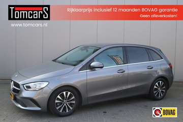 Automaat MHEV Business Navigatie/Camera/Stoelverwa