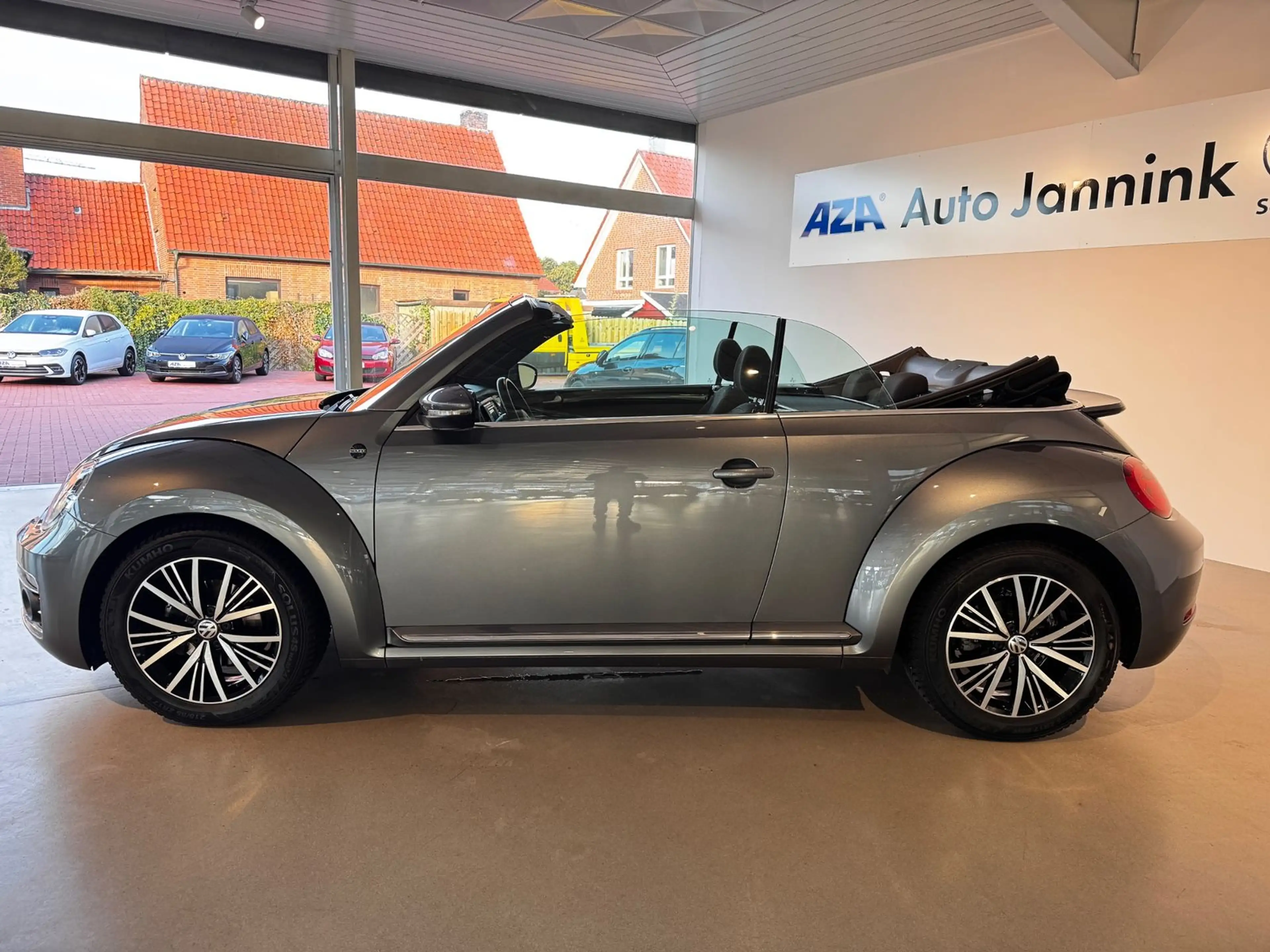 Volkswagen Beetle Cabriolet 1.2 TSI Sound | Navi | PDC | Sitzhzg — photo 2