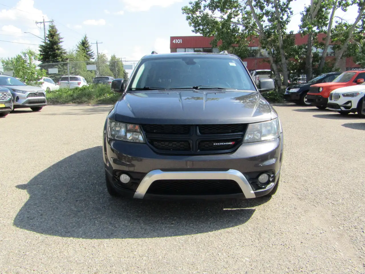 Dodge Journey снимка Dodge Journey