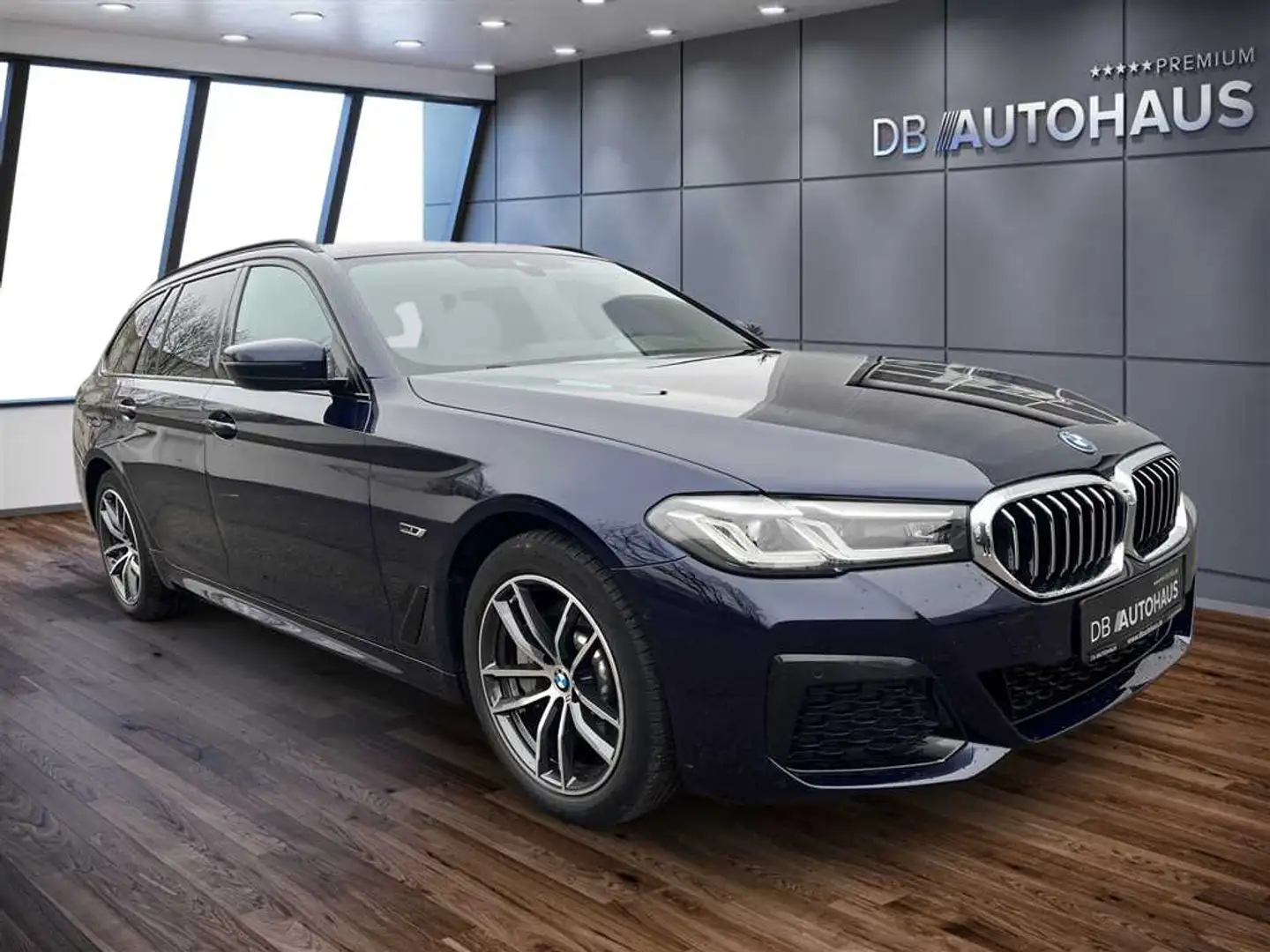 BMW 530 e xDrive Touring Sport-Steptronic Blue - 2
