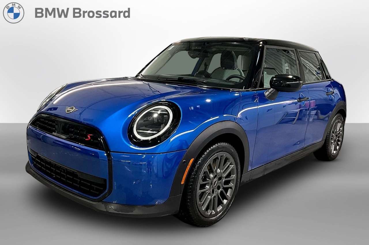2026 MINI 5 Door Base Premier | Classic style / Premier | Classic style