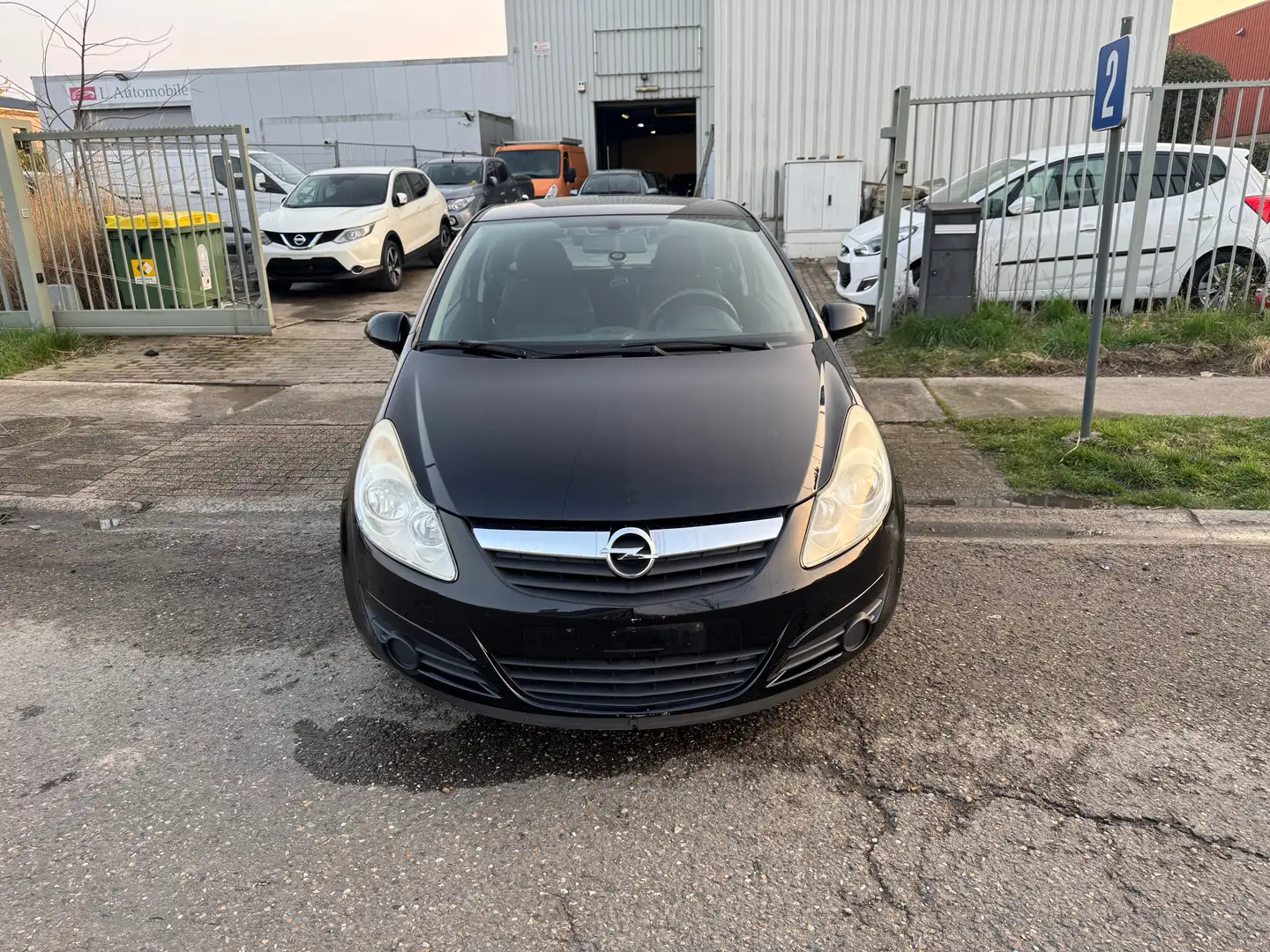 Opel Corsa 1.0i Enjoy Gris - 2