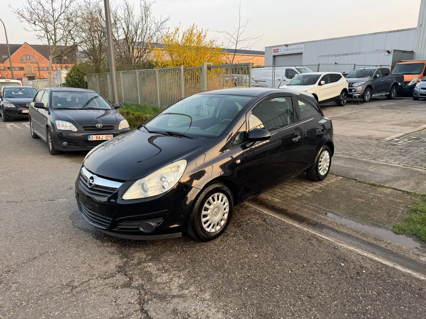 Opel Corsa 1.0i Enjoy Gris - 1