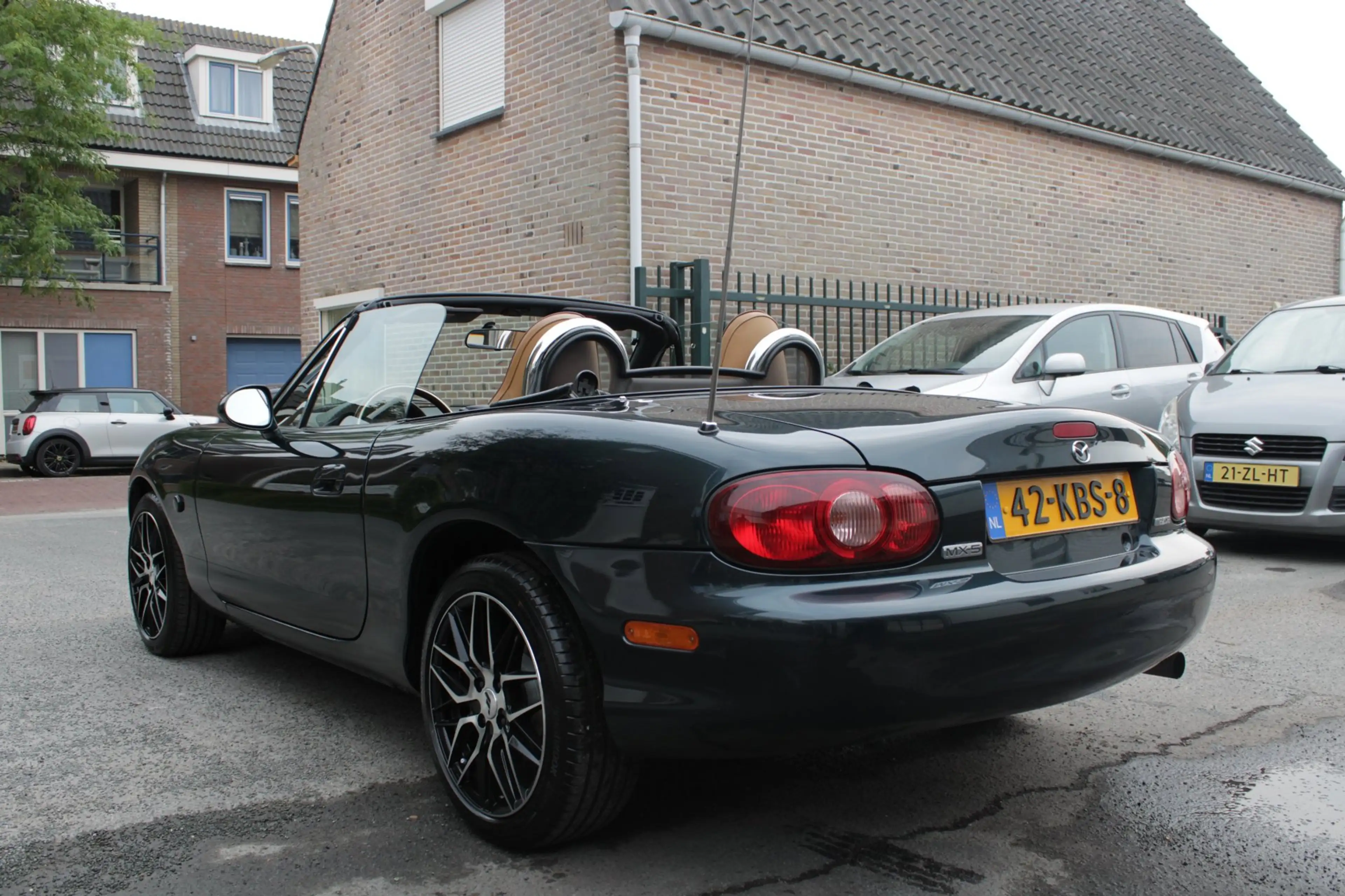 Mazda MX-5 1.6i Exclusive / Airco / Volledig onderhoud / Cabr — photo 9