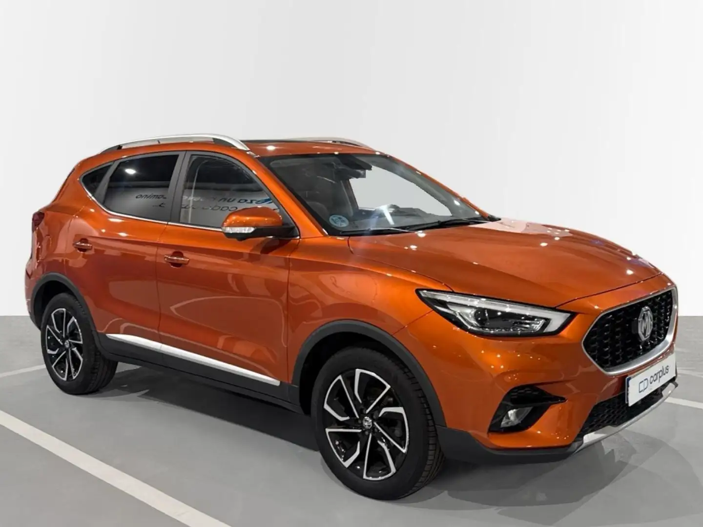MG ZS 1.0T Luxury Naranja - 2