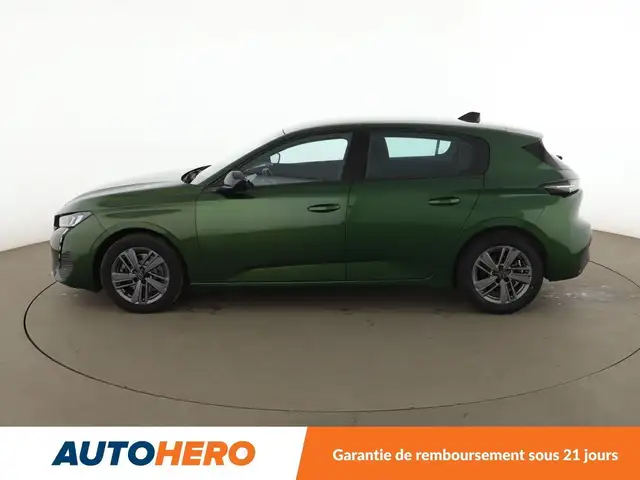 Peugeot 308 view 3