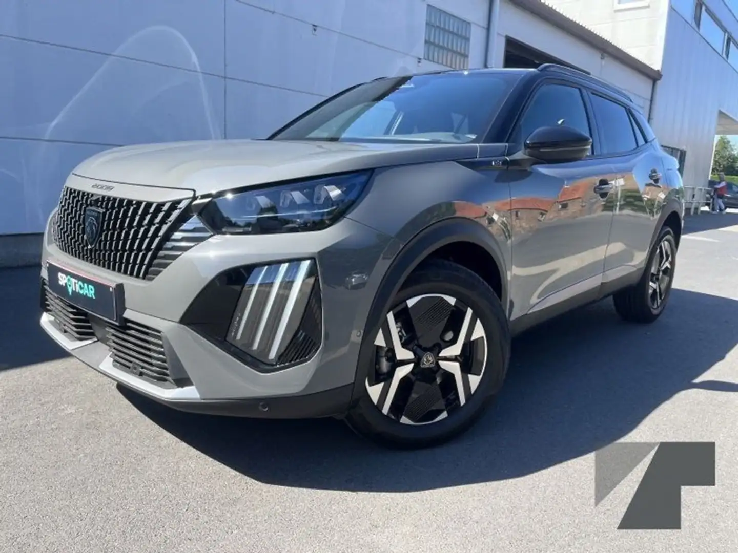 Peugeot 2008 Facelift Hybrid 145 e-DCS6 GT - 360° CAMERA + ACC Gris - 1