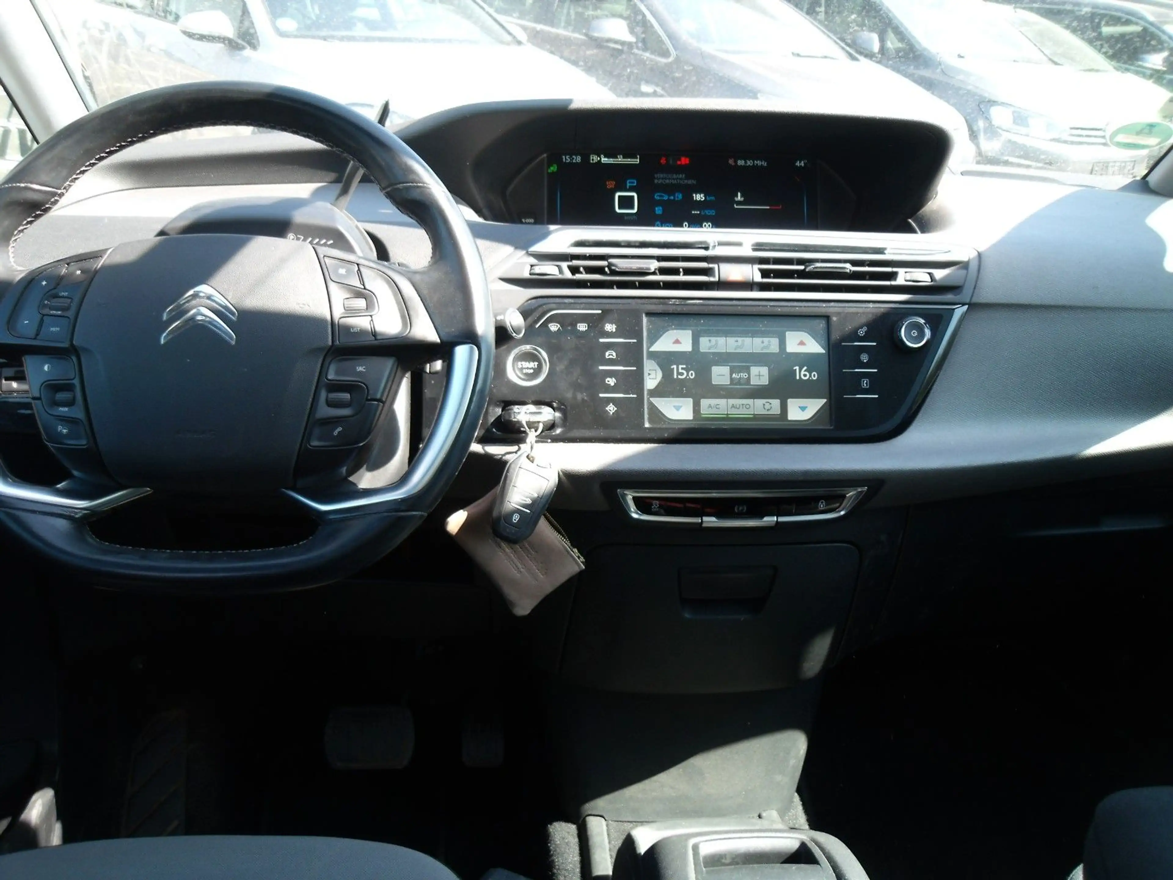 Citroen Grand C4 Picasso /Spacetourer Selection — photo 11