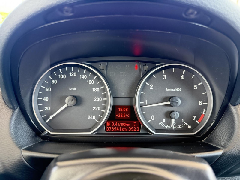 BMW 118 1 Cabrio 118 i Klima Einparkhilfe Sitzheizung — photo 15
