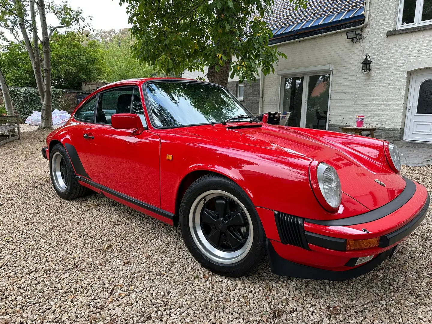 Porsche 911 3.2L Rood - 1