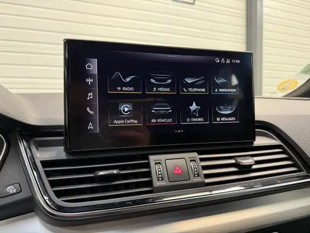 Audi Q5 view 16