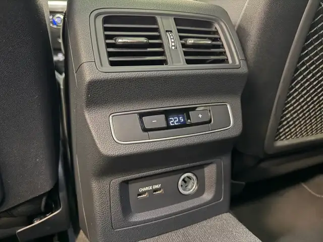 Audi Q5 view 27