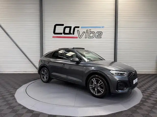 Audi Q5 main image