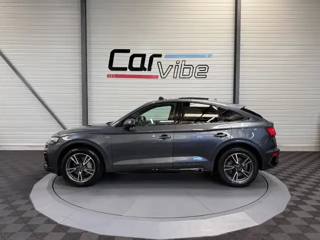 Audi Q5 view 7