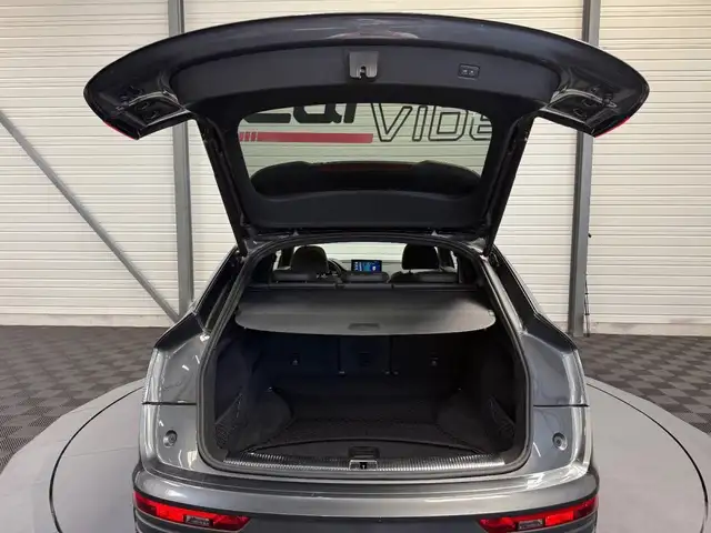 Audi Q5 view 29