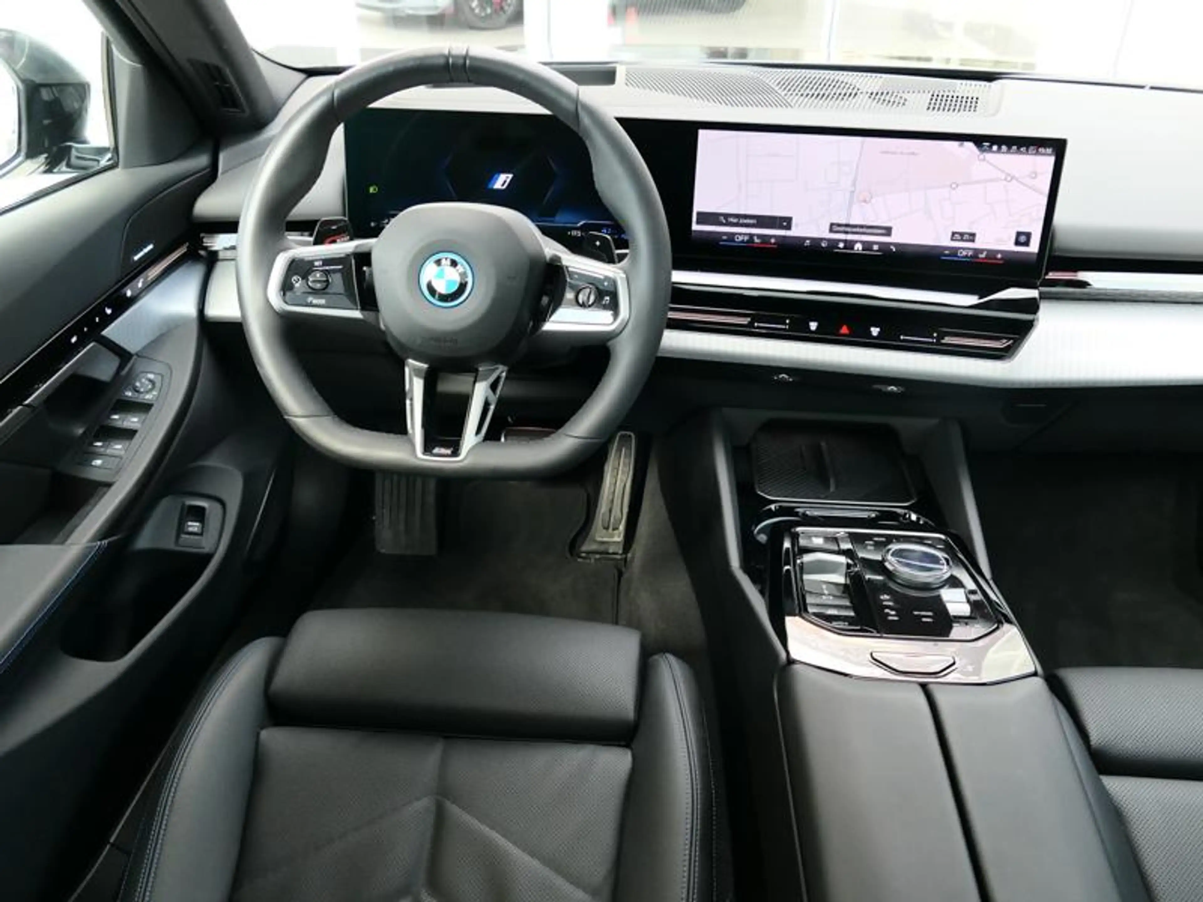 BMW 530 530e Touring M Sport PRO | PANO | DRIVE PRO — photo 9