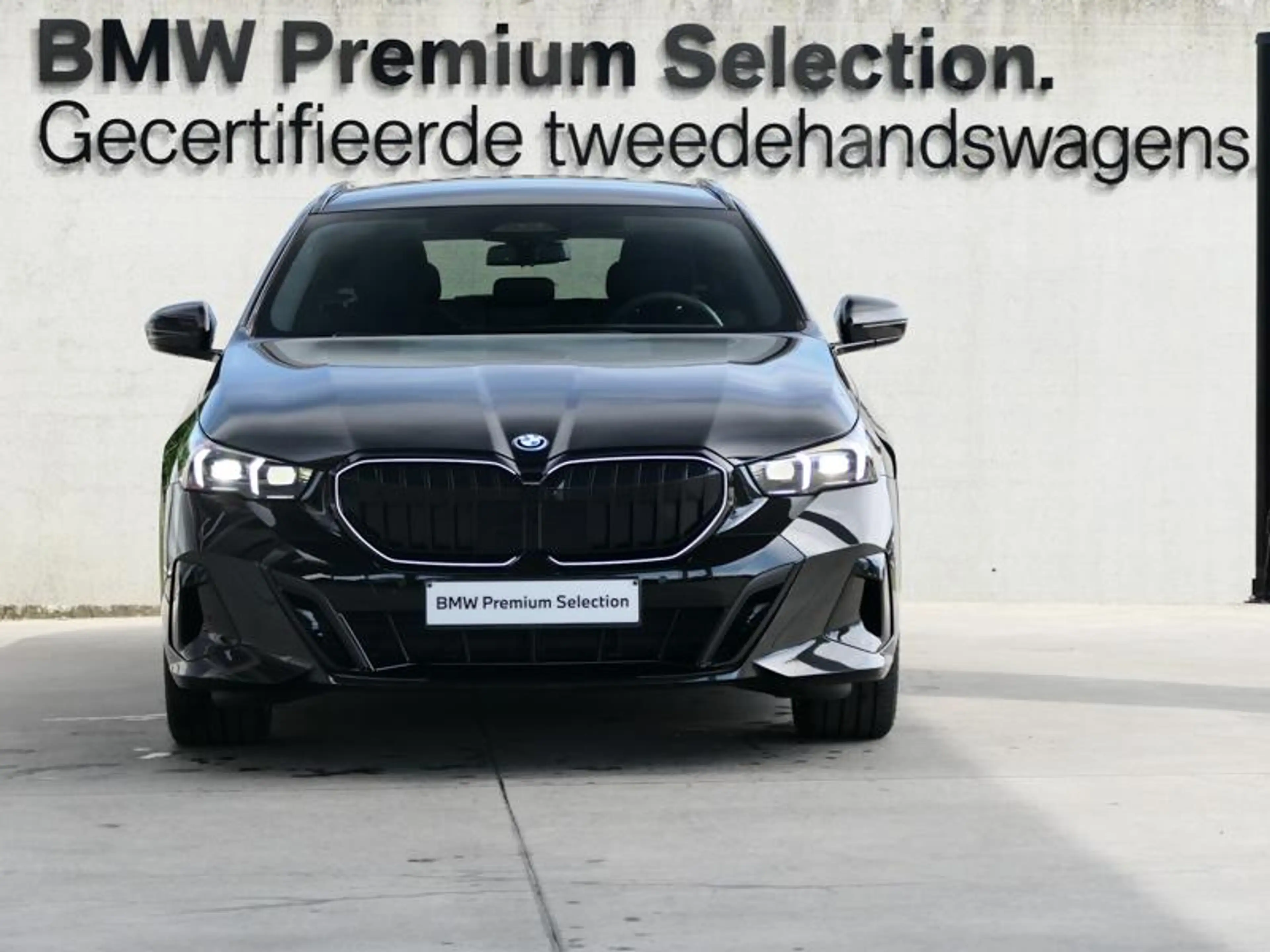 BMW 530 530e Touring M Sport PRO | PANO | DRIVE PRO — photo 2