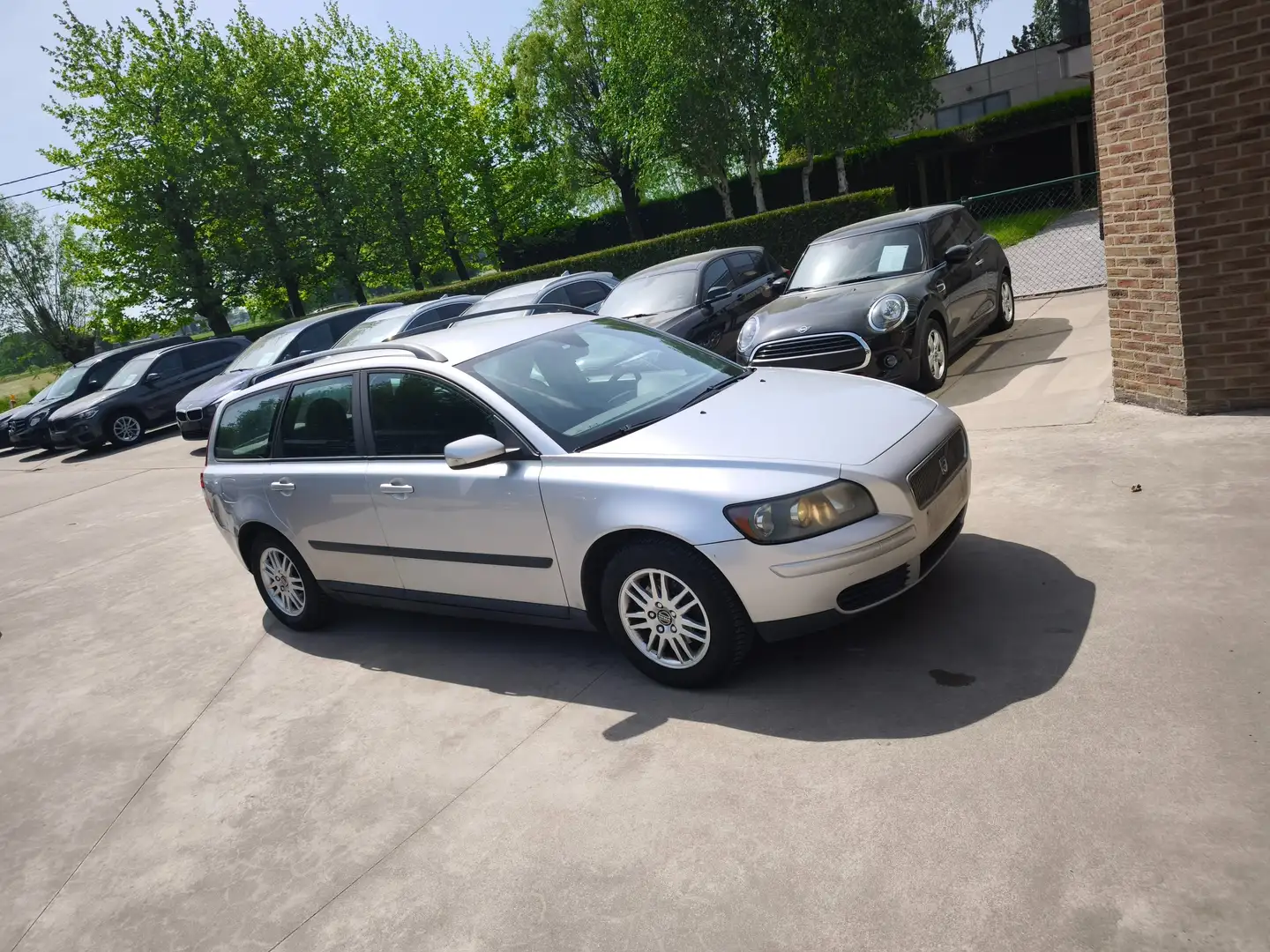 Volvo V50 1.6 Turbo - D Car drive! Grijs - 1