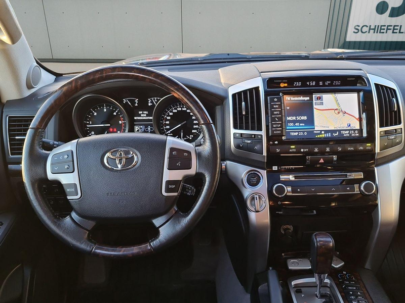 Toyota Land Cruiser 200 V8 4.5 Executive+Leder+AVS+AHK — photo 12